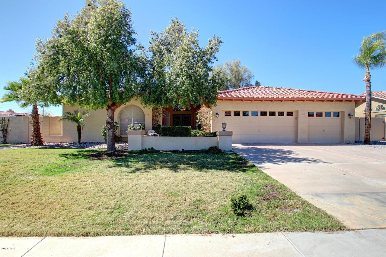 12302 N 71st Ln., Peoria, AZ 85381