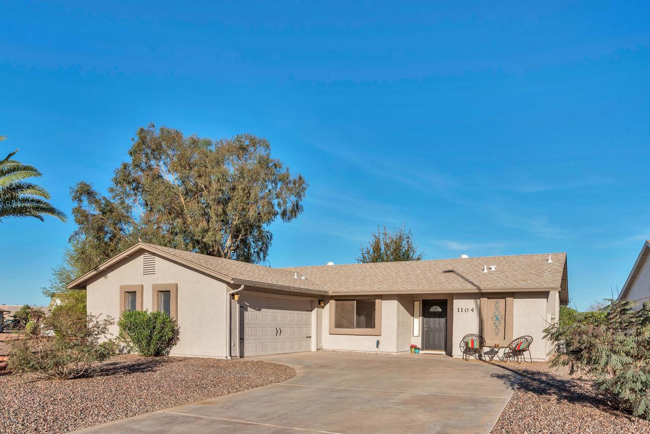 1104 S Park View Cir., Mesa, AZ 85208
