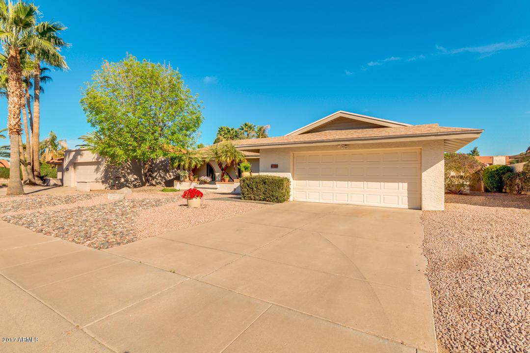 8710 E San Daniel Dr., Scottsdale, AZ 85258