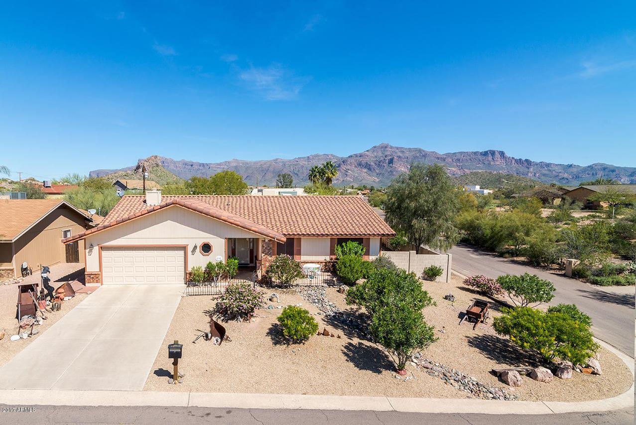 9710 E Palermo Ave., Gold Canyon, AZ 85218