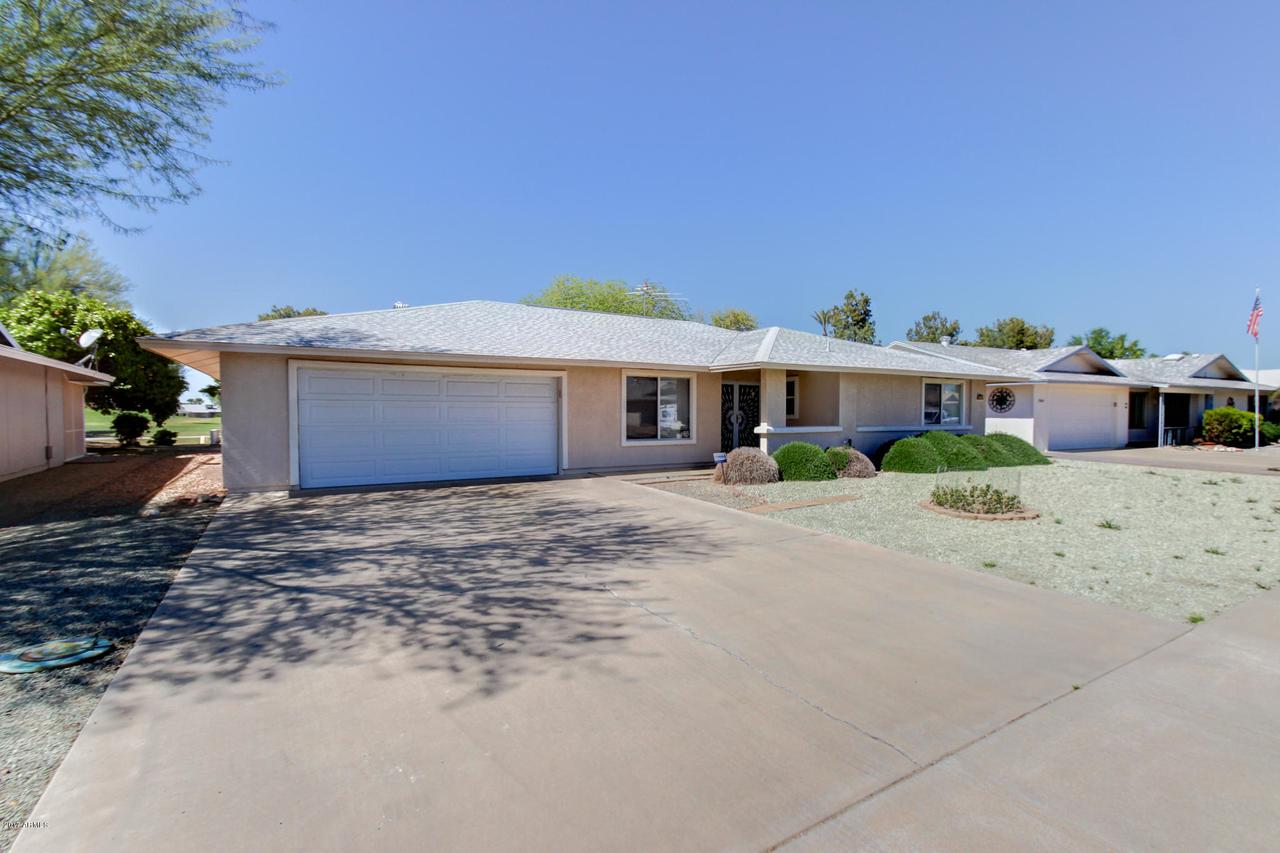 19450 N Willow Creek Cir., Sun City, AZ 85373