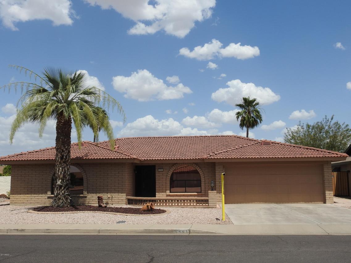 2441 S Honeysuckle Cir., Mesa, AZ 85208