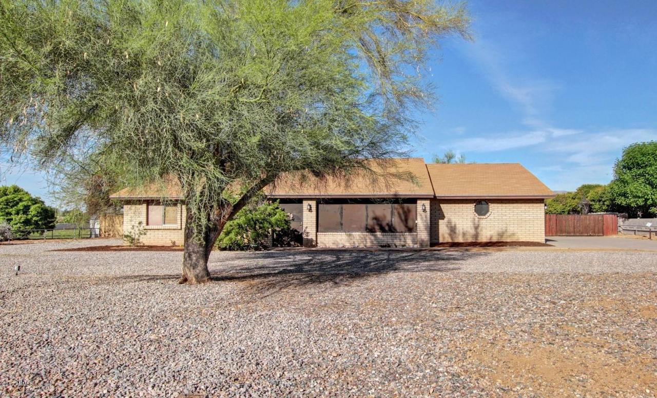 7302 N 175th Ave., Waddell, AZ 85355