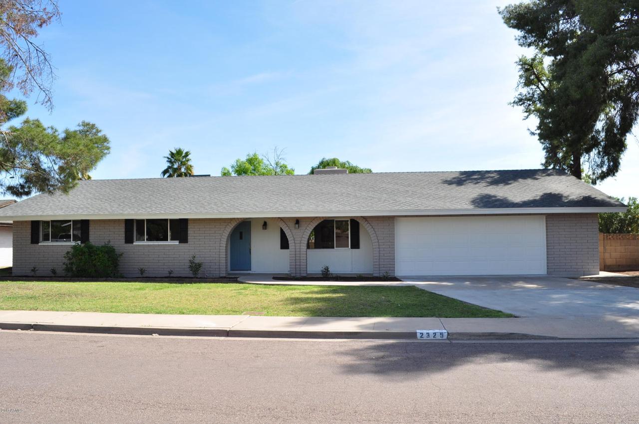2325 E Encanto St., Mesa, AZ 85213