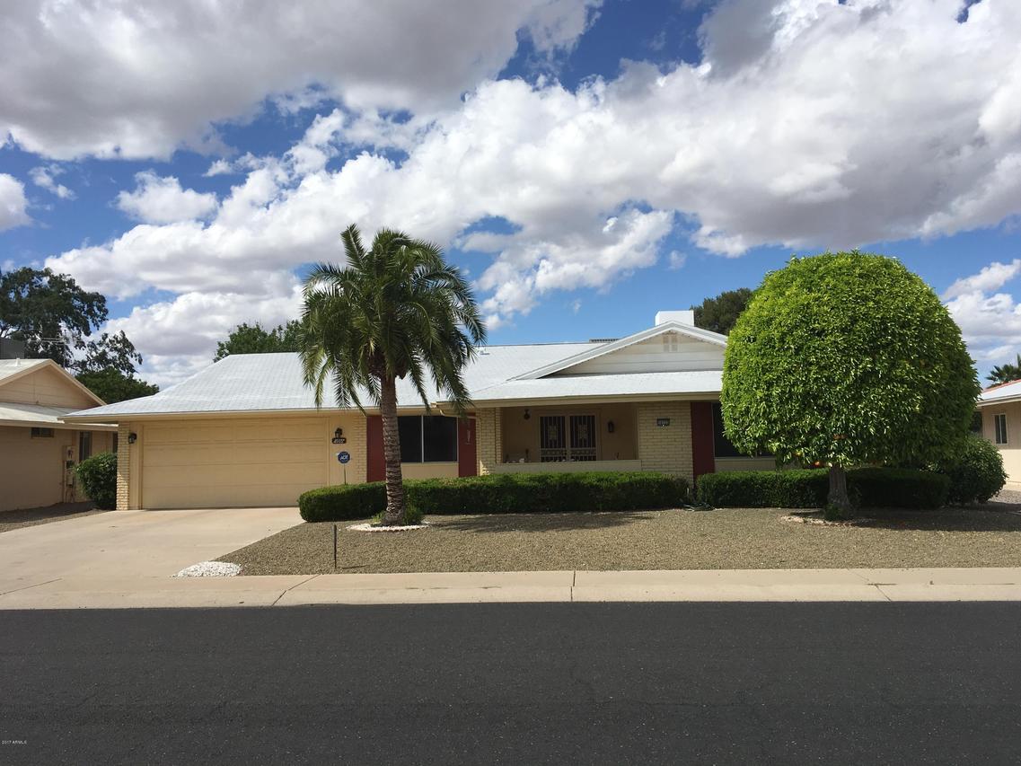 10722 W El Capitan Cir., Sun City, AZ 85351