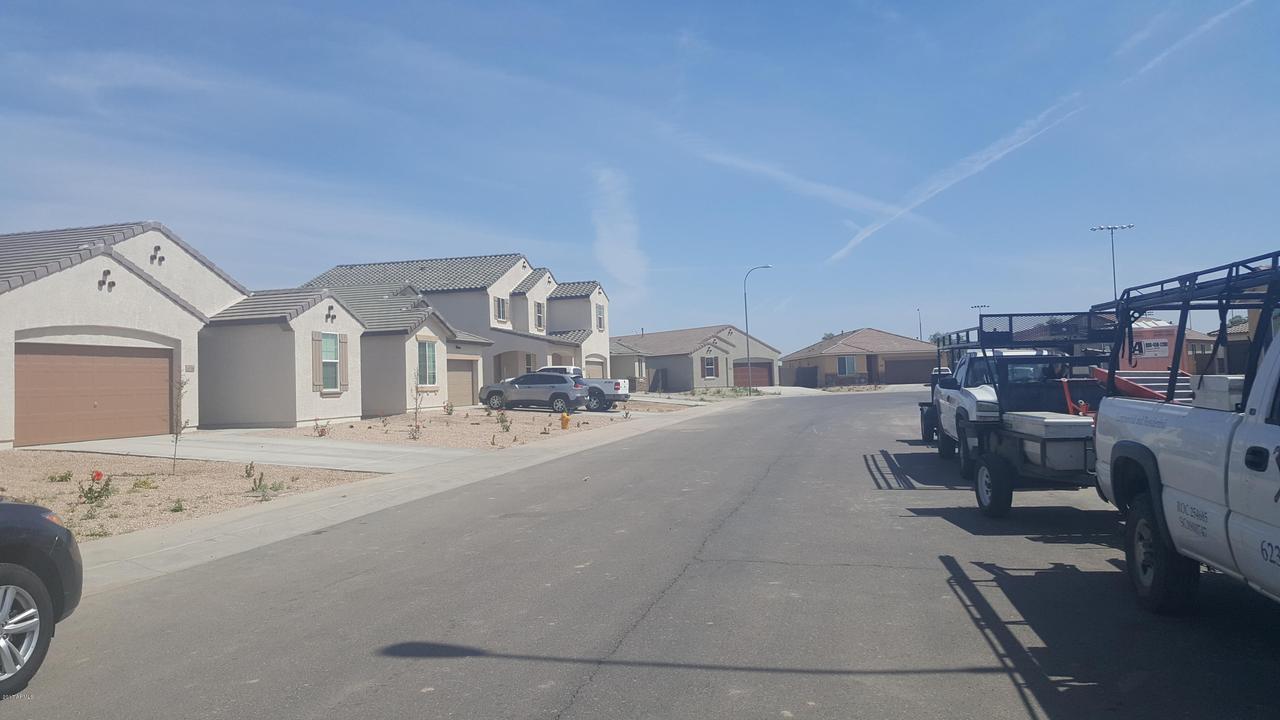 11729 W Chase Ln., Avondale, AZ 85323