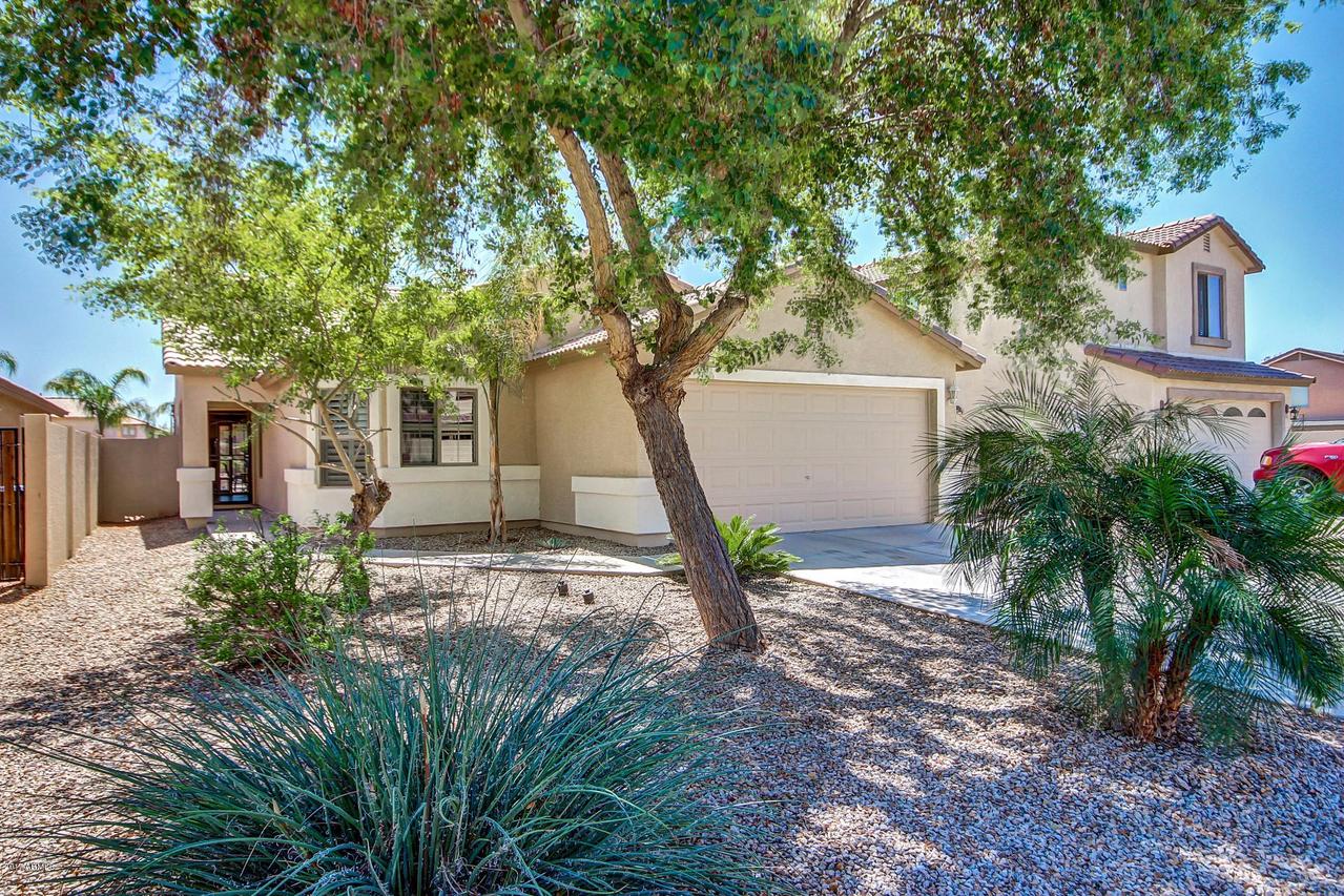 2615 E Cowboy Cove Tr., San Tan Valley, AZ 85143