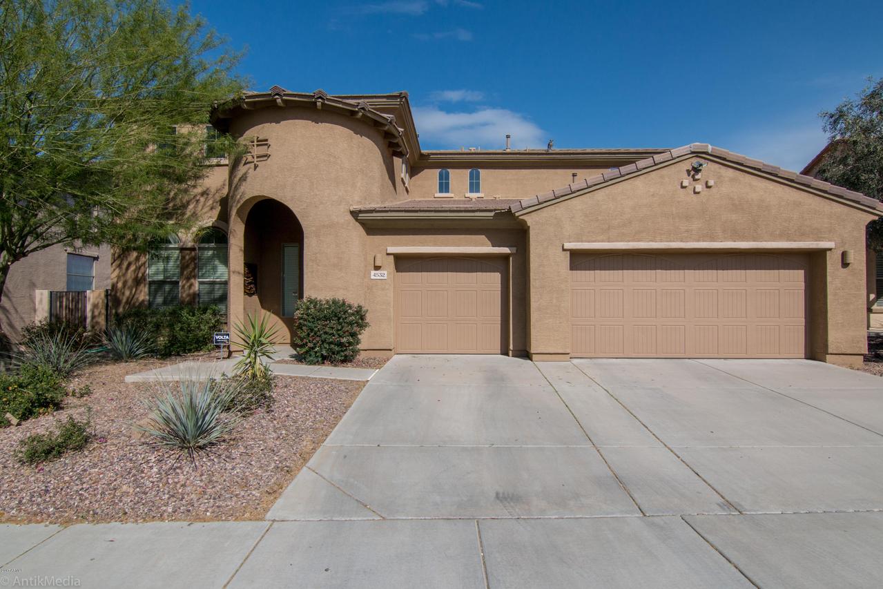 4532 W Judson Dr., New River, AZ 85087