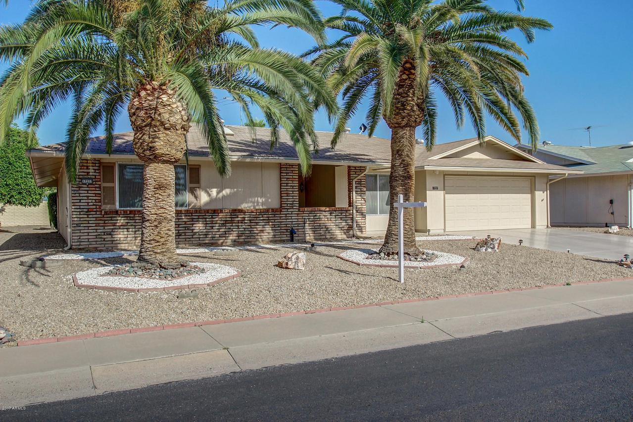 17227 N Country Club Dr., Sun City, AZ 85373