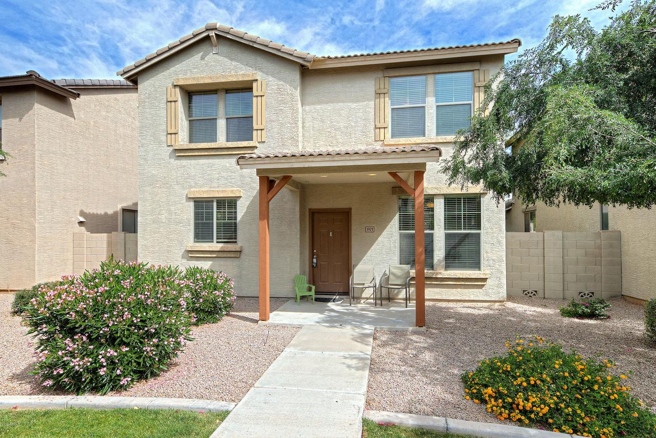 1973 E Oxford Ln., Gilbert, AZ 85295