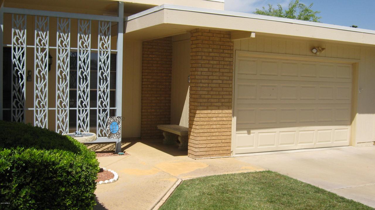 10326 W Garnette Dr., Sun City, AZ 85373