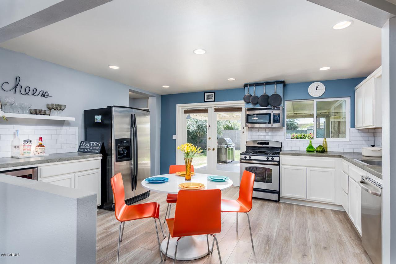 2015 E Earll Dr., Phoenix, AZ 85016