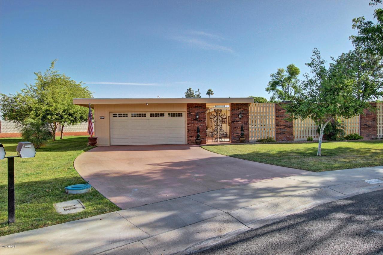 10322 W Garnette Dr., Sun City, AZ 85373