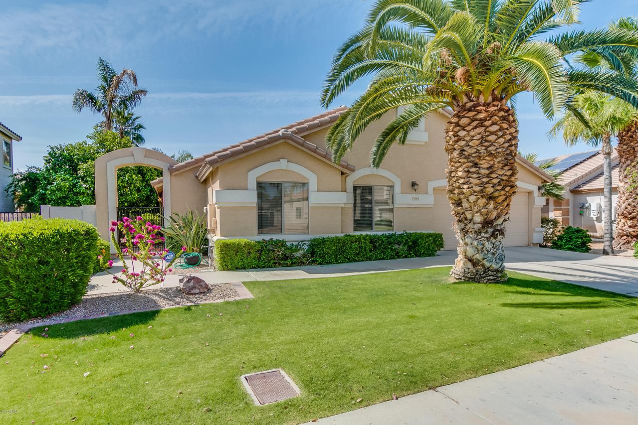7445 W Crystal Rd., Glendale, AZ 85308