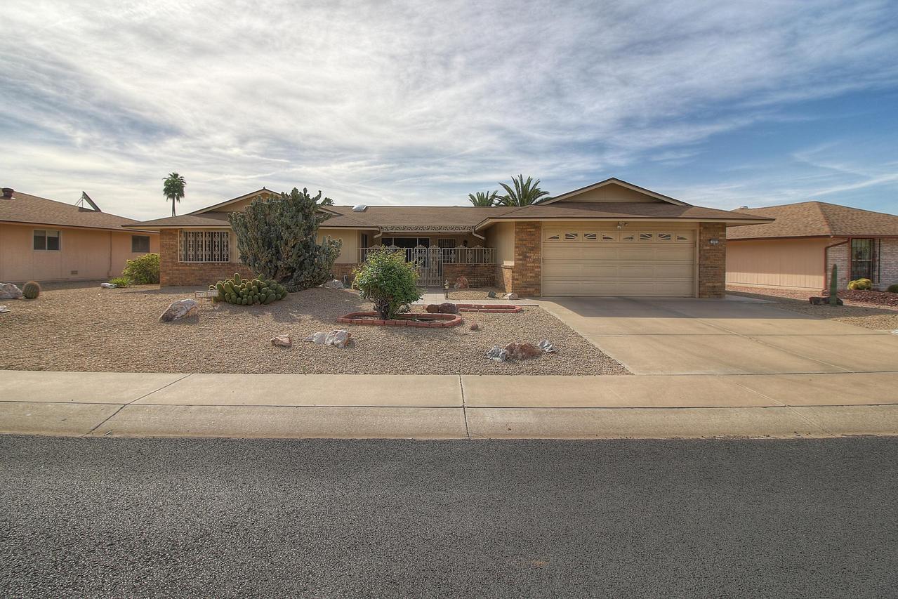 9703 W Cottonwood Dr., Sun City, AZ 85373