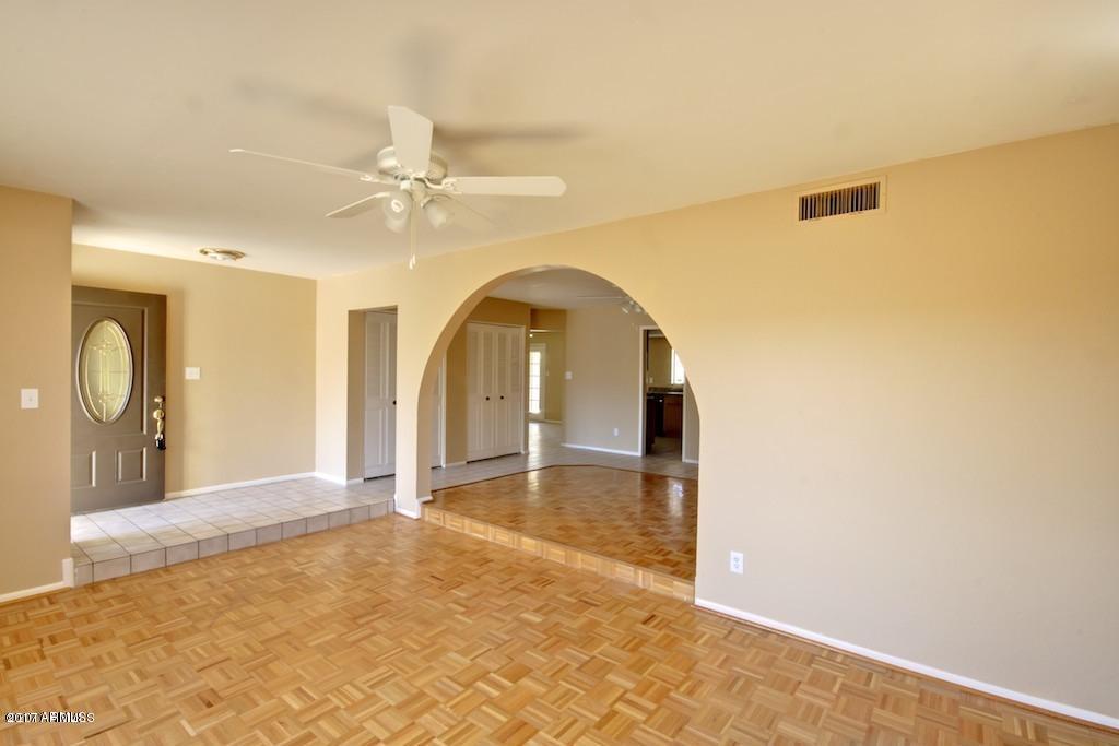 1236 W Mendoza Ave., Mesa, AZ 85202