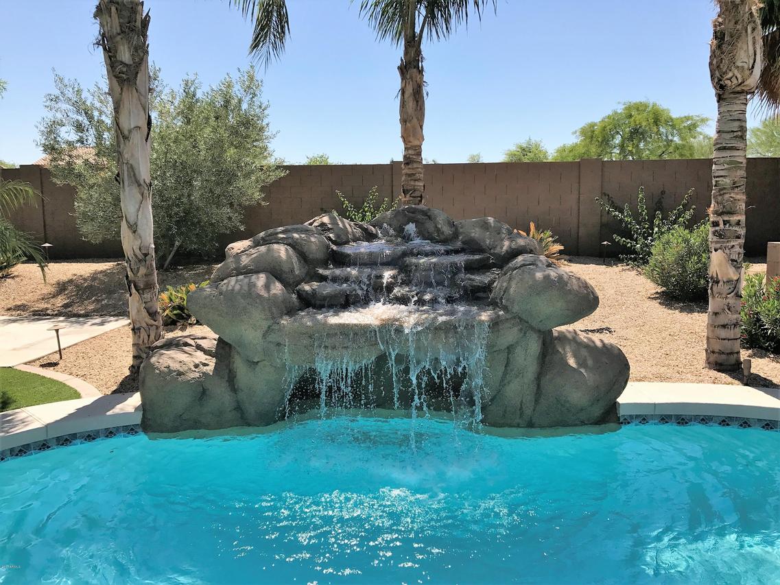 31472 N Blackfoot Dr., San Tan Valley, AZ 85143