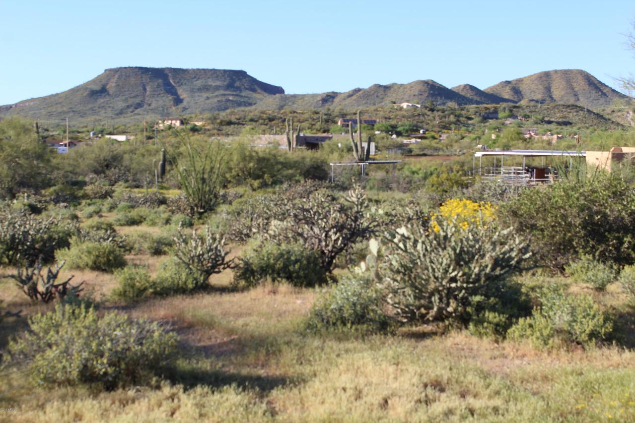 2212 W White Spar Rd. #-, New River, AZ 85087