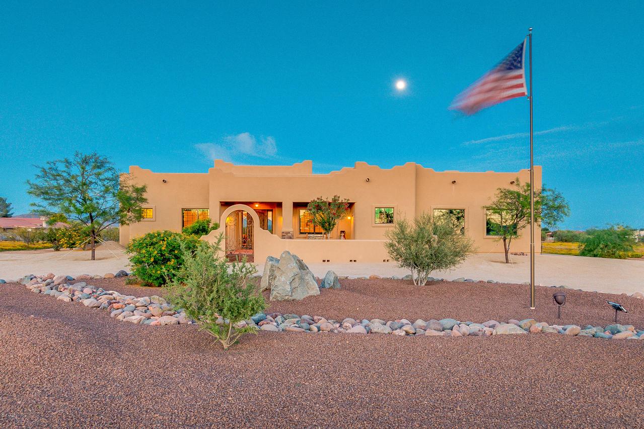 37313 N 15th Ave., Phoenix, AZ 85086