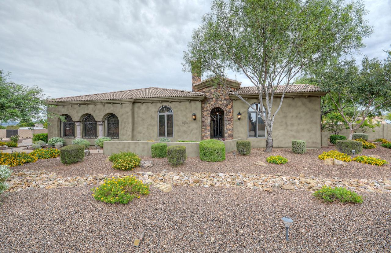 2620 W Desert Creek Ln., Phoenix, AZ 85086