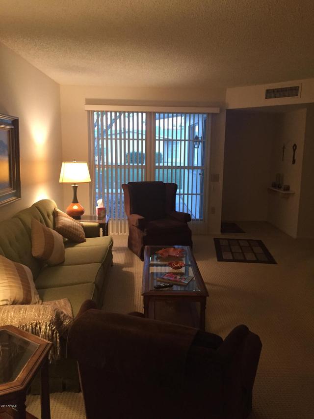 10533 W Palmeras Dr., Sun City, AZ 85373