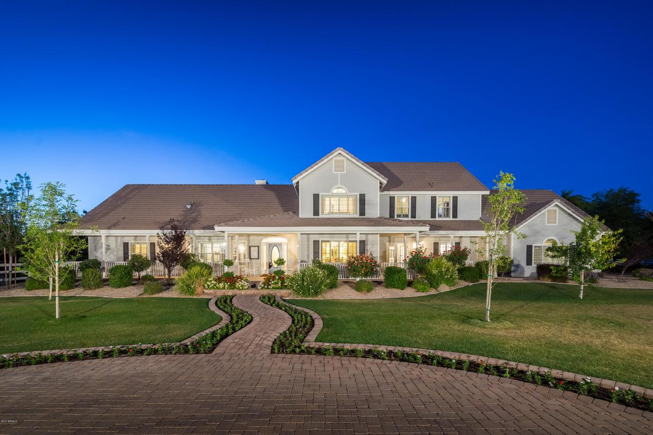 20078 E Pecan Ln., Queen Creek, AZ 85142