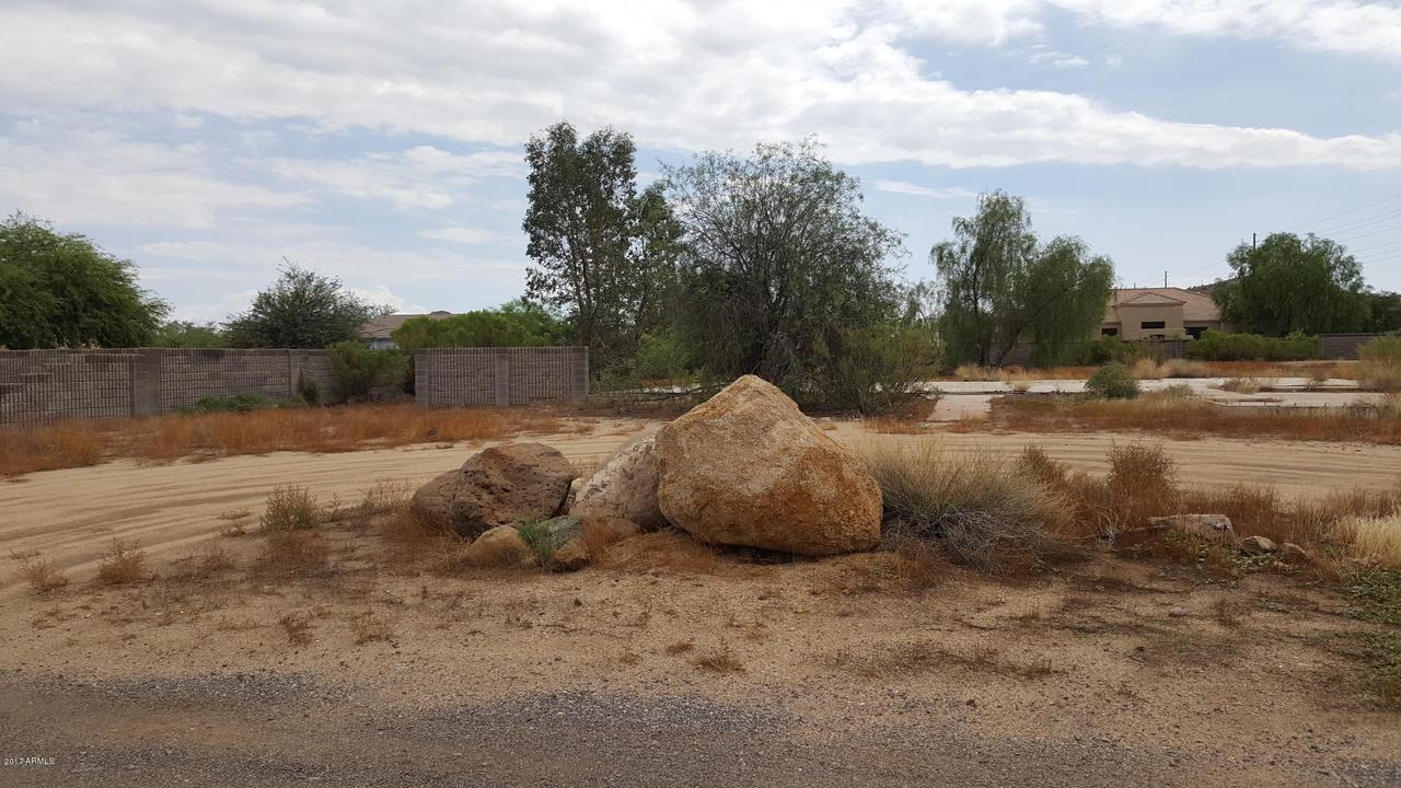 613 W Galvin St. #-, Phoenix, AZ 85086