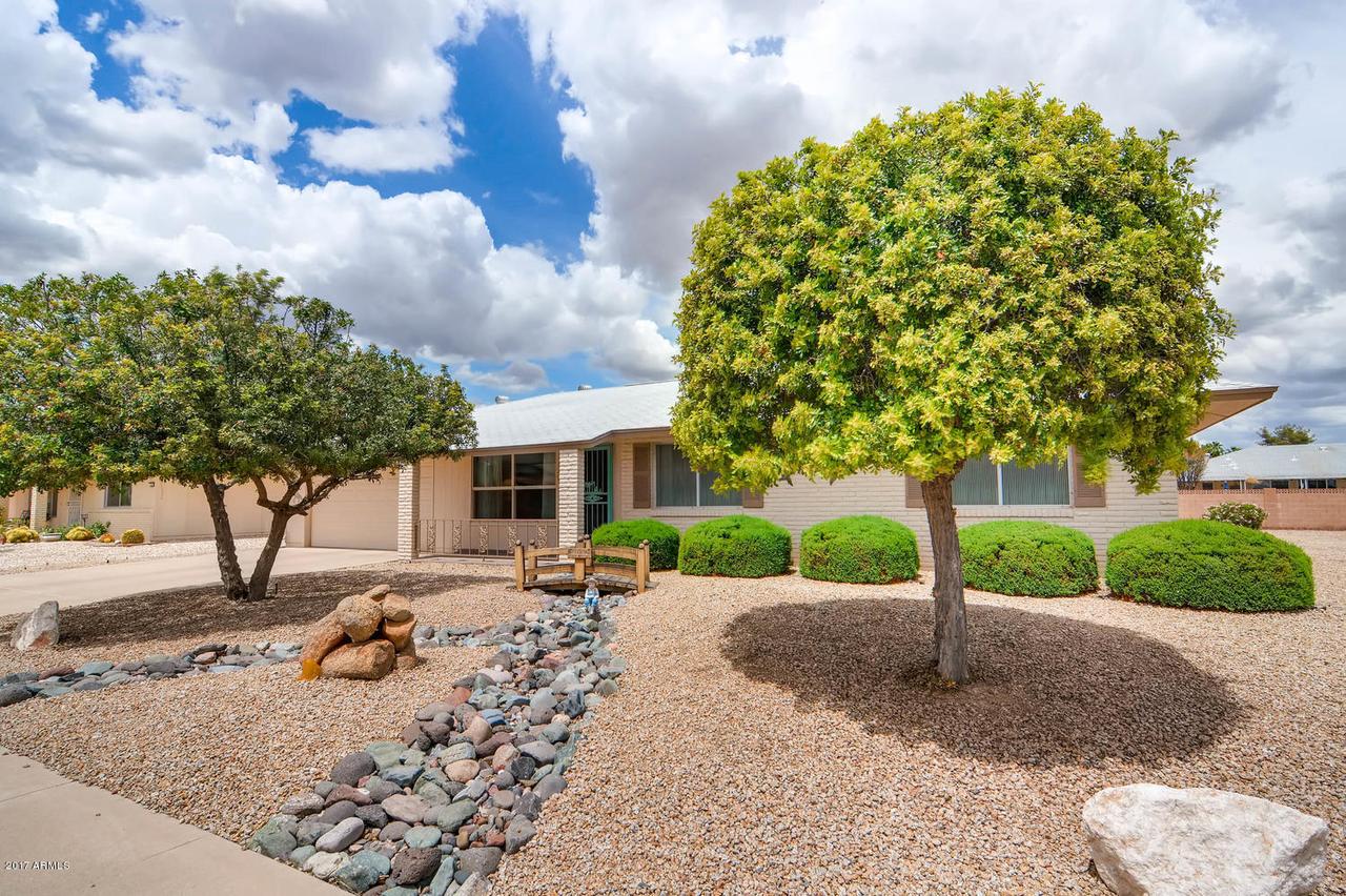 9434 W Manzanita Dr., Sun City, AZ 85373
