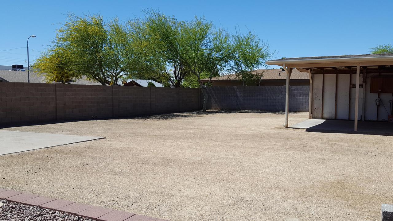 3742 W Tuckey Ln. #220, Phoenix, AZ 85019