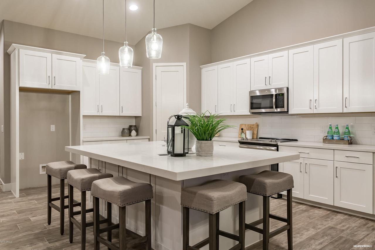 36411 N 33rd Ave., Phoenix, AZ 85086