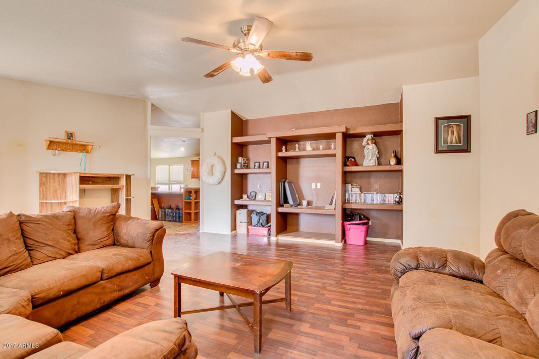 1037 S Main St., Coolidge, AZ 85128