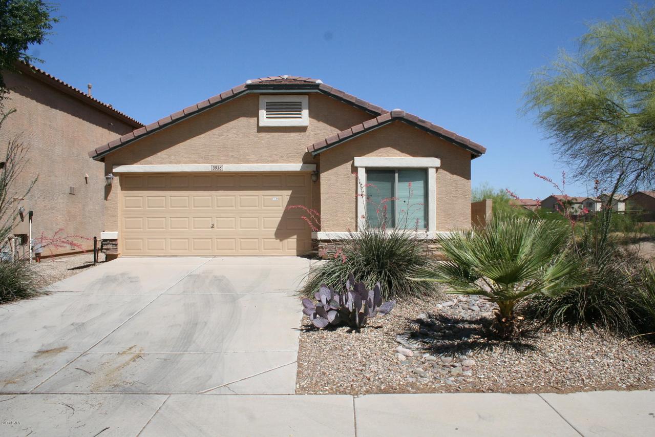 3936 E Rock Dr., San Tan Valley, AZ 85143