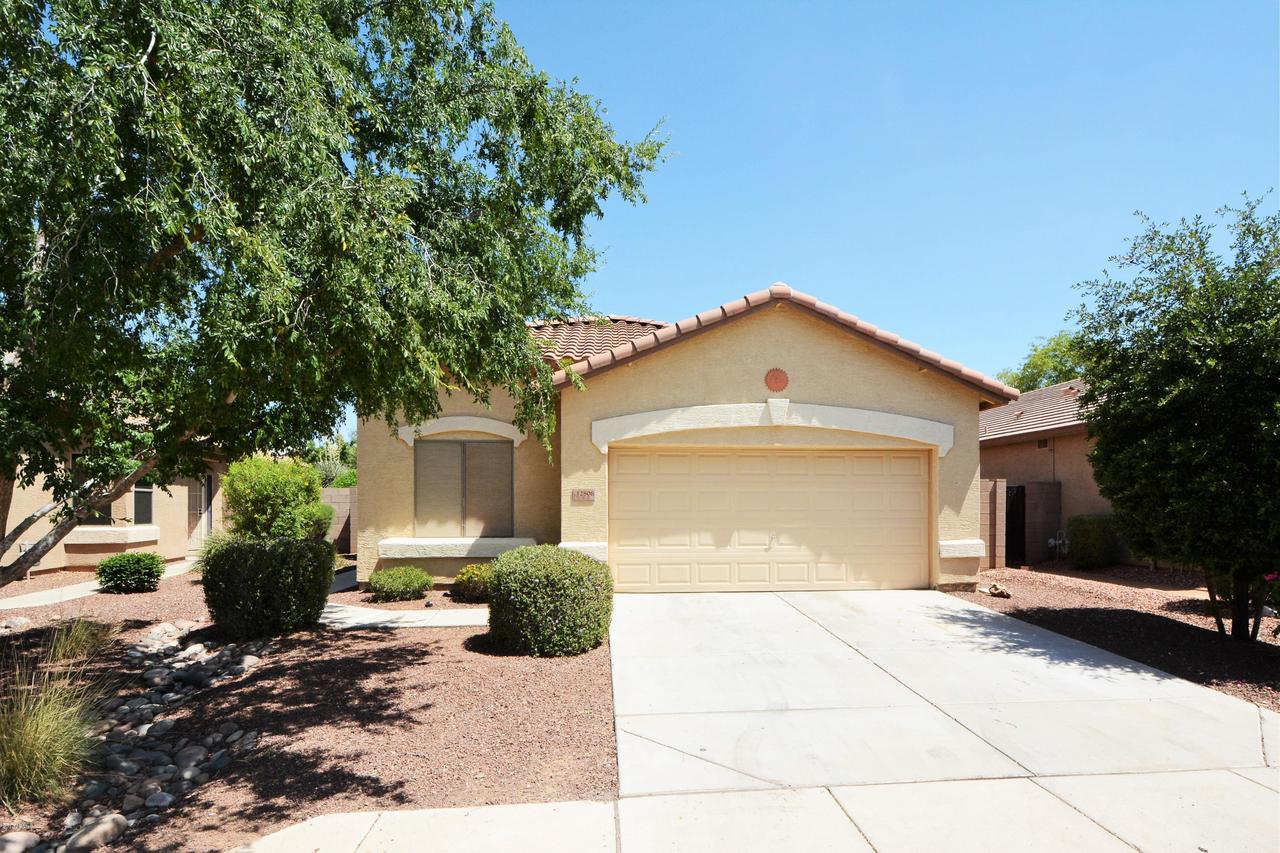 12806 W Honeysuckle St., Litchfield Park, AZ 85340