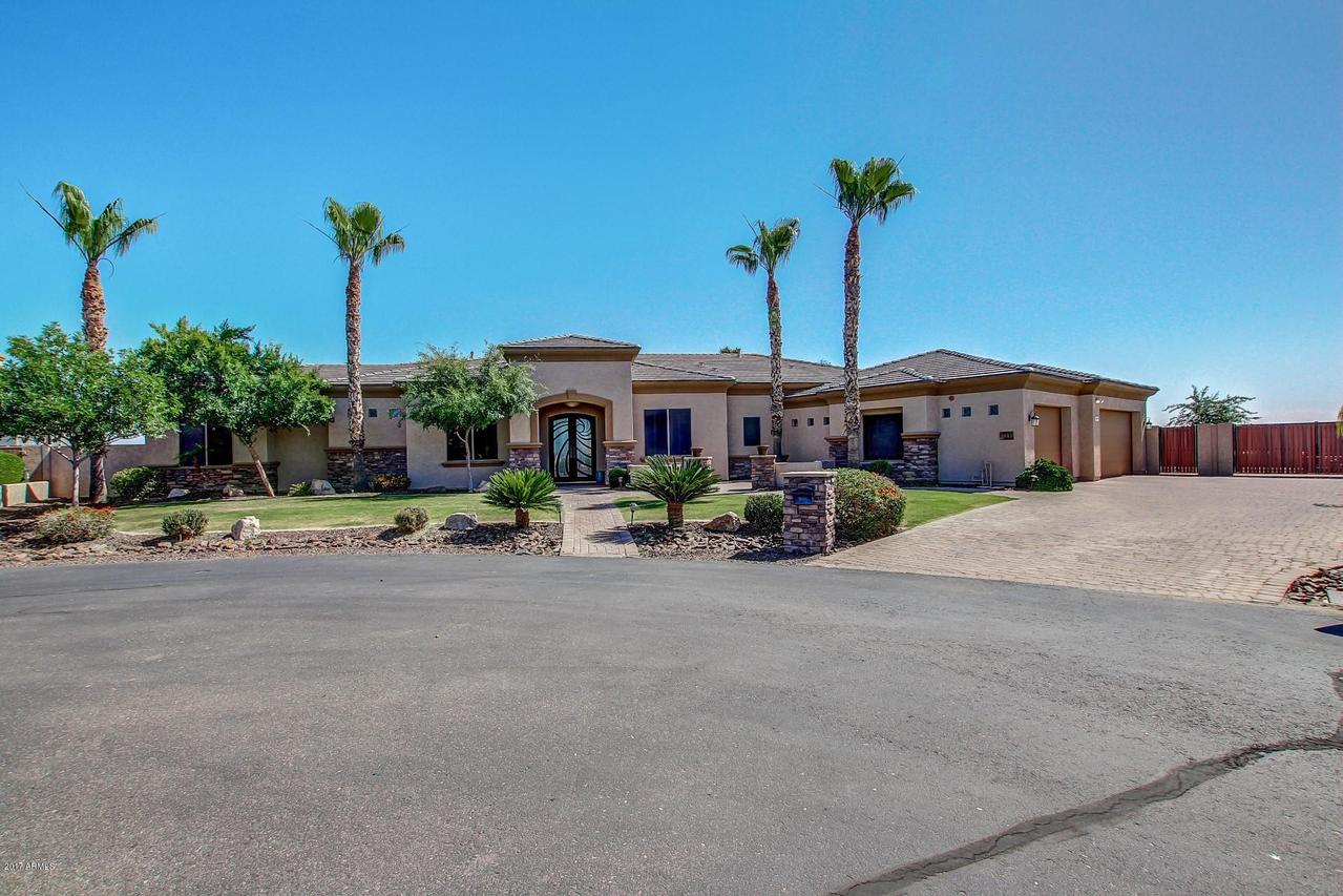 5813 N Dannys Ct., Litchfield Park, AZ 85340