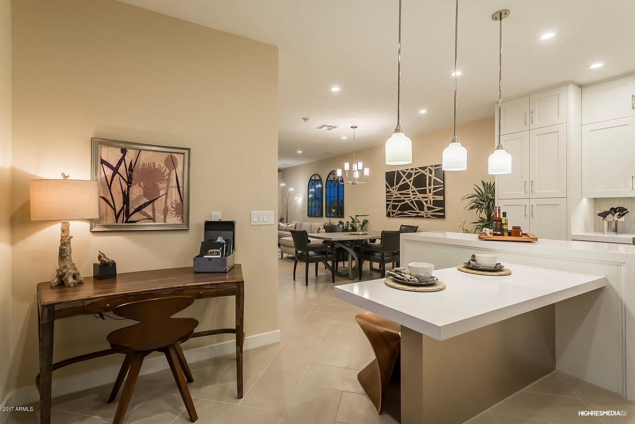 3233 N 70th St. #1005, Scottsdale, AZ 85251