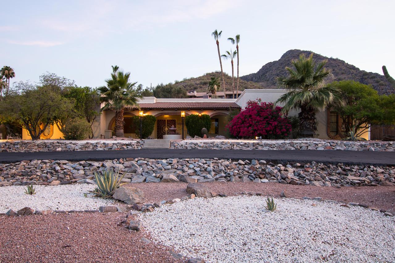 4471 E Sunset Dr., Phoenix, AZ 85028