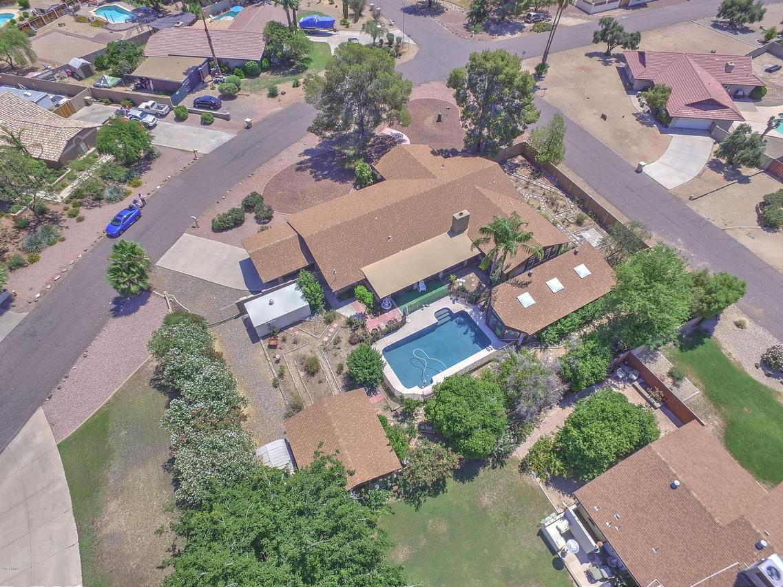 6807 W Mcknight Loop, Glendale, AZ 85308