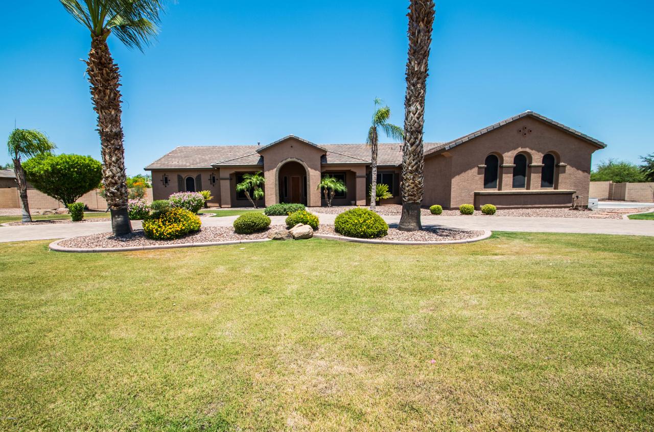 14080 W Becker Ln., Surprise, AZ 85379