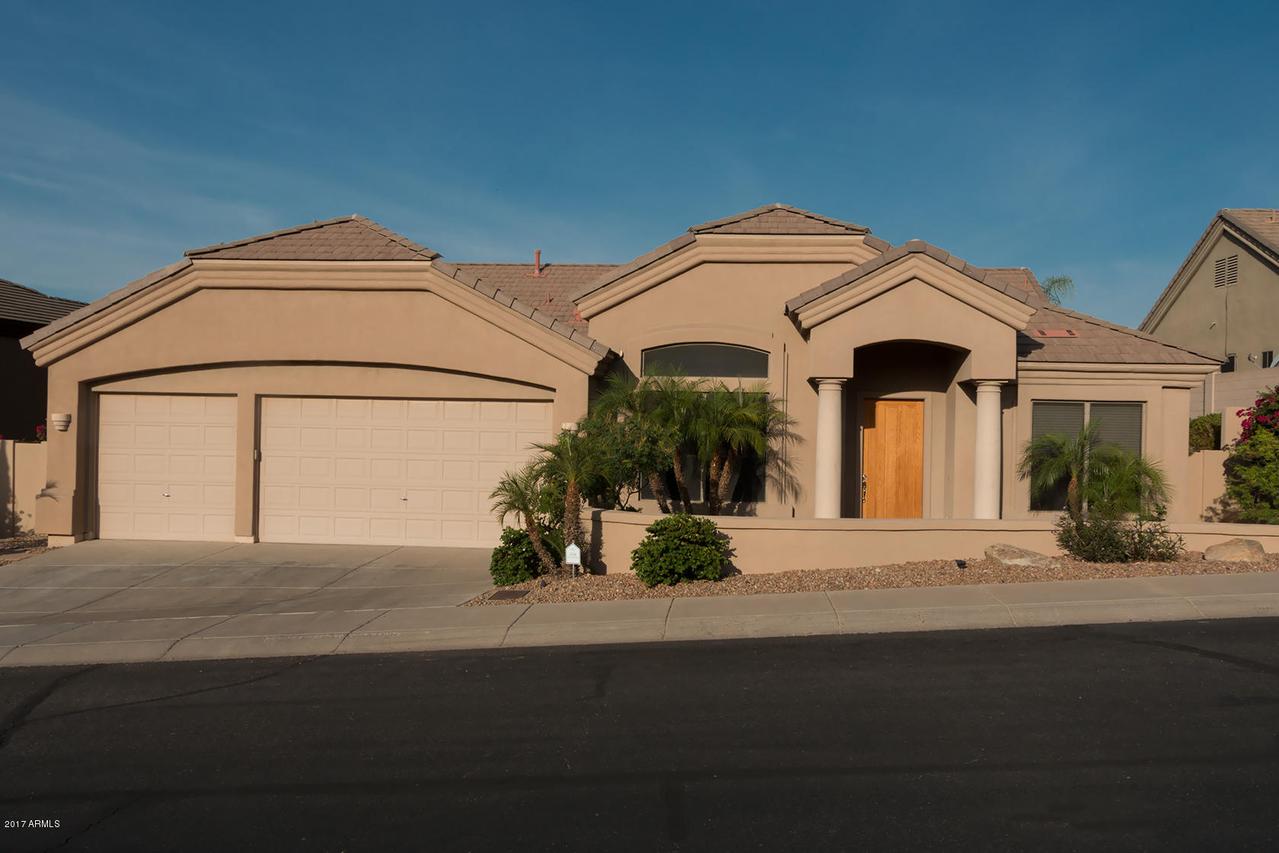 14618 S 4th Ave., Phoenix, AZ 85045