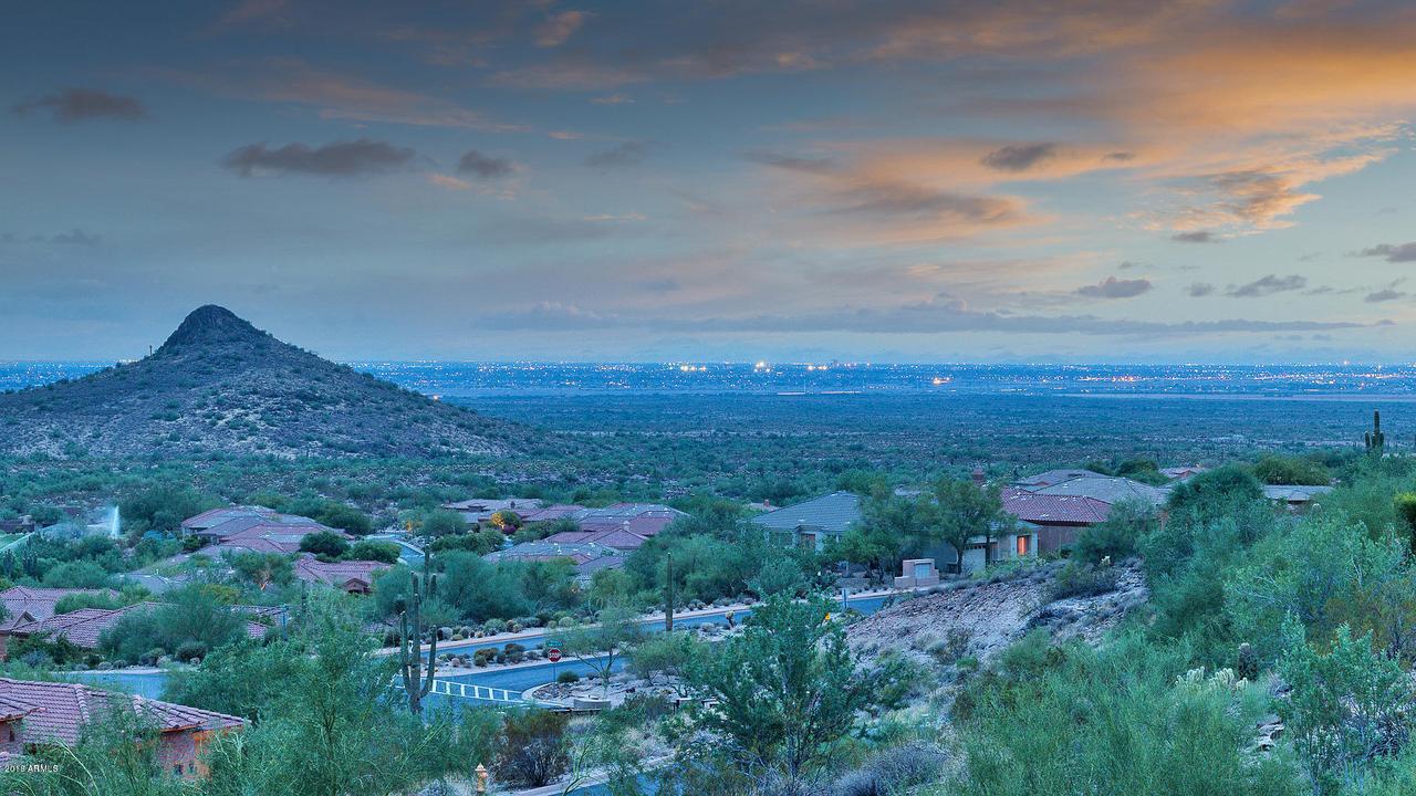 9646 N Jagged Cir. #2, Fountain Hills, AZ 85268