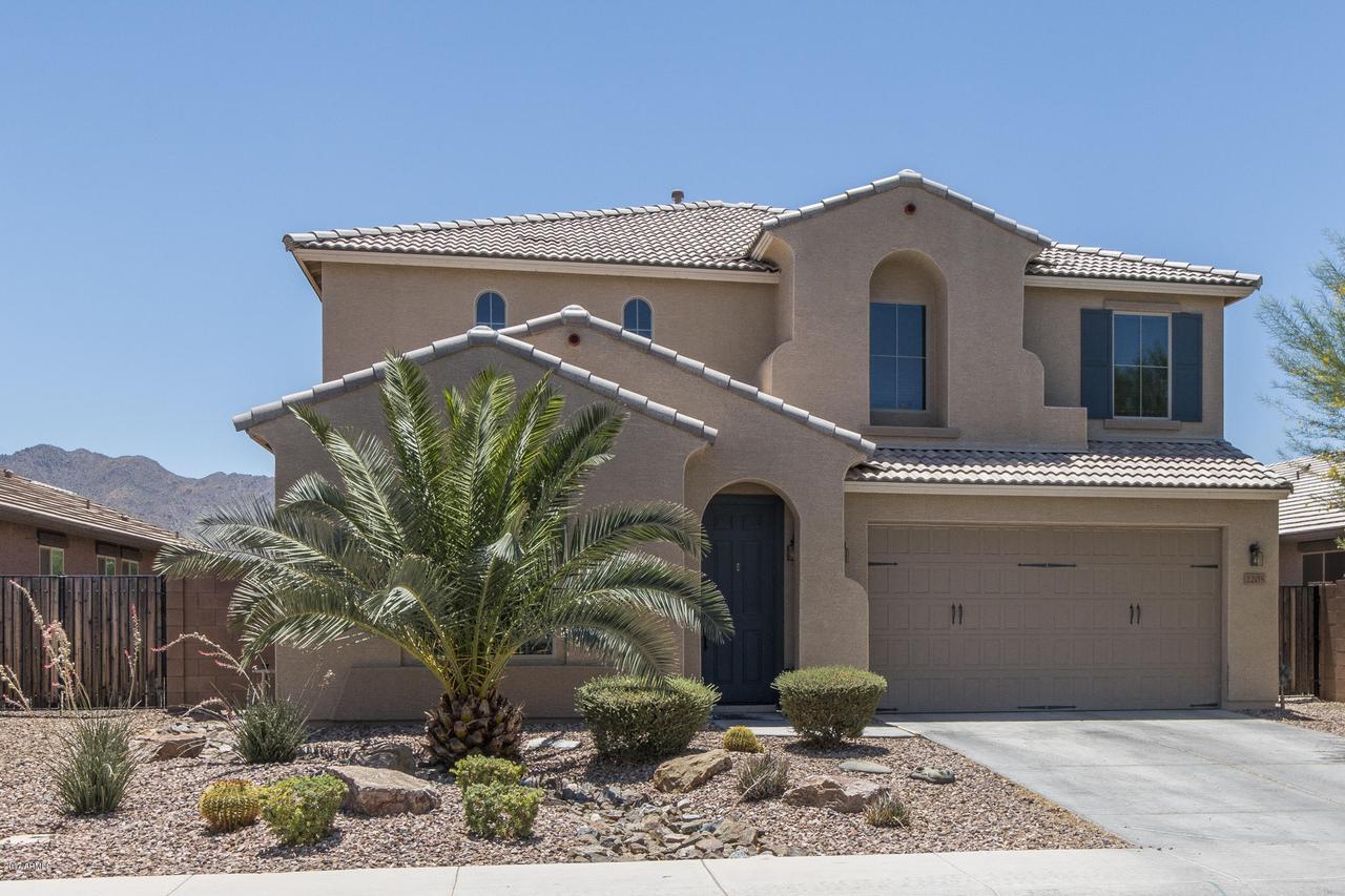 2205 E Flintlock Dr., Gilbert, AZ 85298
