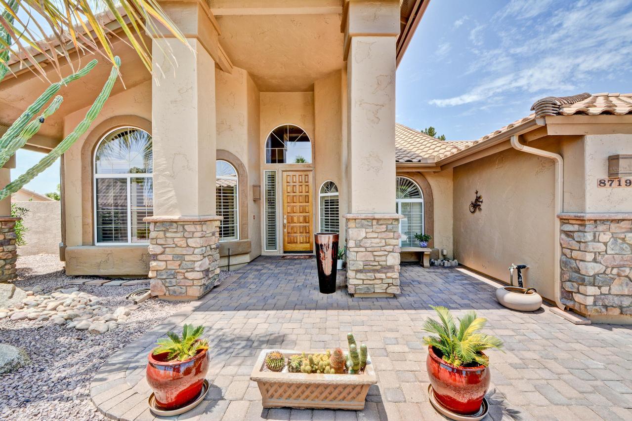 8719 W Utopia Rd., Peoria, AZ 85382