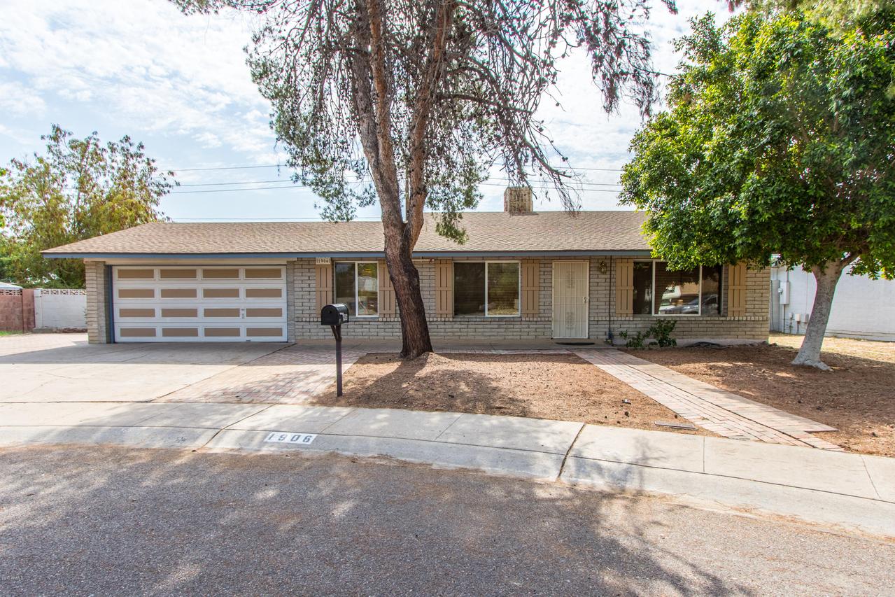 1906 W Kristal Way, Phoenix, AZ 85027