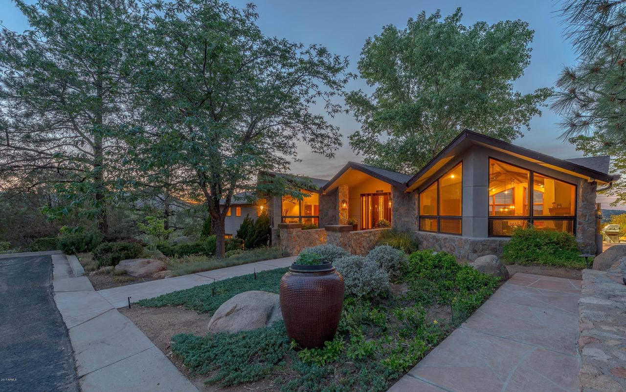 940 Country Club Dr., Prescott, AZ 86303