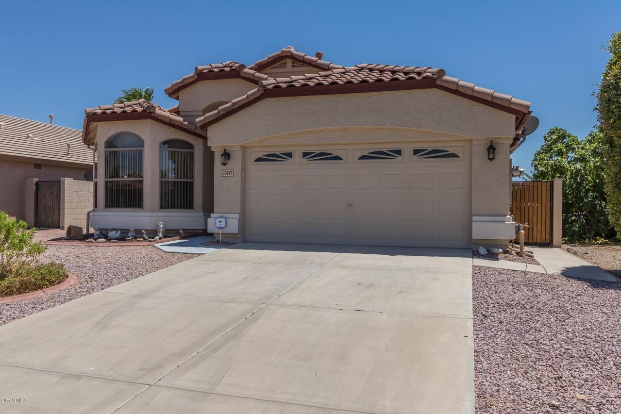 10217 W Daley Ln., Peoria, AZ 85383