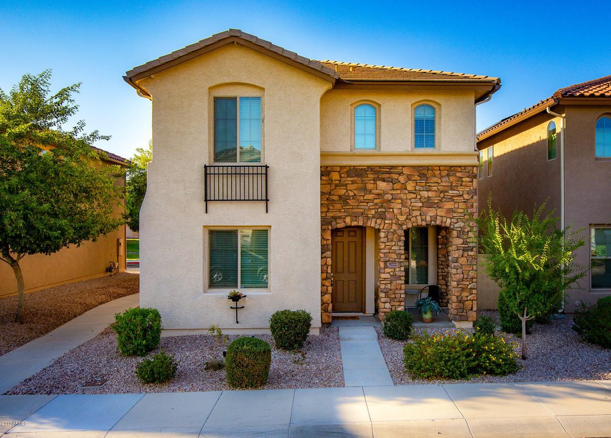 9222 W Coolbrook Ave., Peoria, AZ 85382
