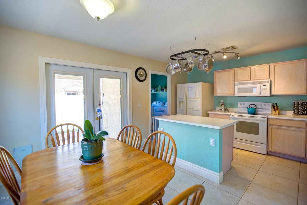 656 S Porter St., Gilbert, AZ 85296