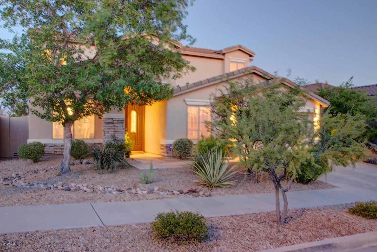 33613 N 24th Ln., Phoenix, AZ 85085