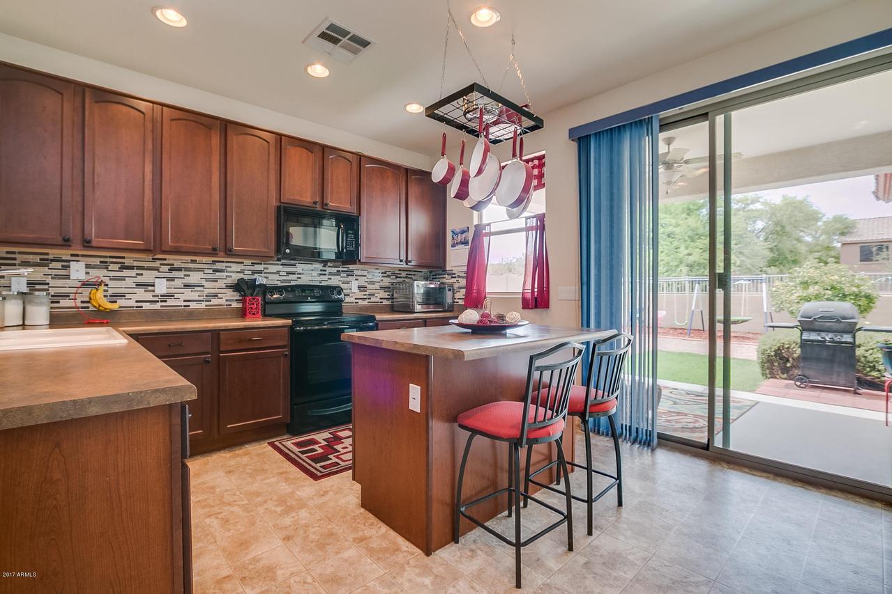 551 E Harvest Rd., San Tan Valley, AZ 85140