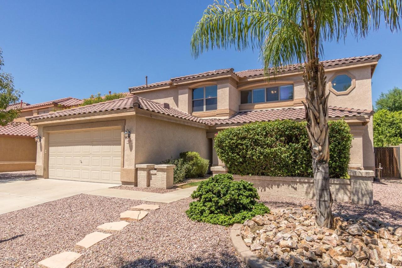 3220 W Molly Ln., Phoenix, AZ 85083